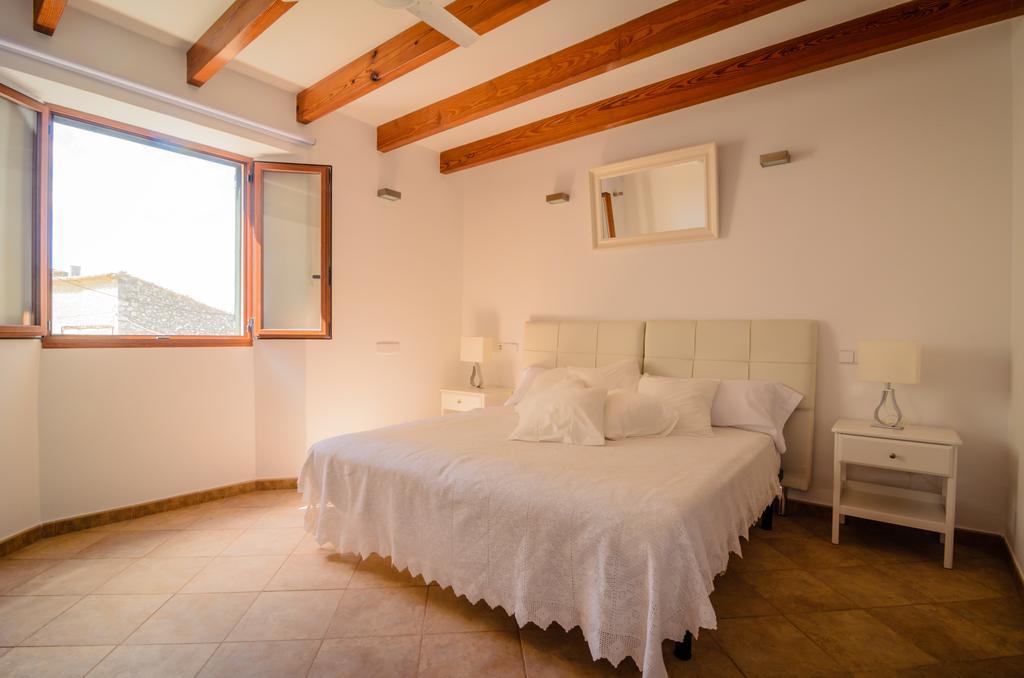 Embat - Hostel Монтуири Номер фото