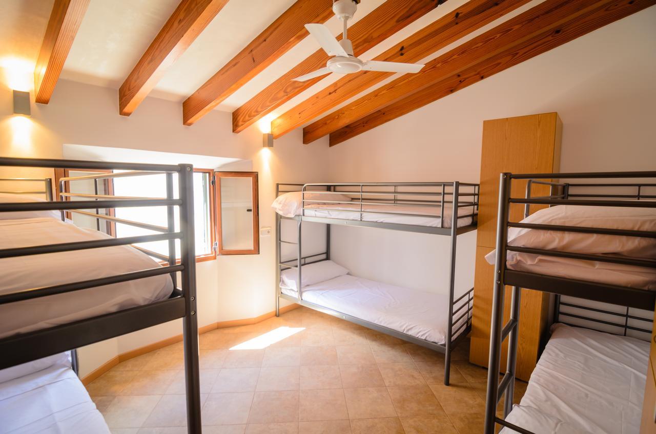 Embat - Hostel Монтуири Номер фото